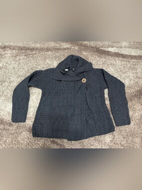 The Irish store women’s sweater
